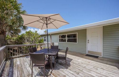 Butler Beach House | 71 m² House ∙ 1 bedroom ∙ 4 guests