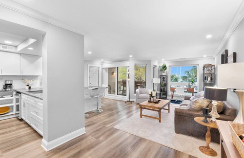 Shelter Cove Condo | 7104 Harbourside 1 @ Shelter Cove | Pool | Stunning Marina Views