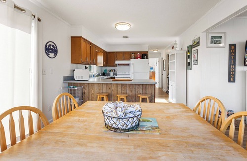 South Nags Head House | 7113 The Happy Crab * Just Steps to the Beach