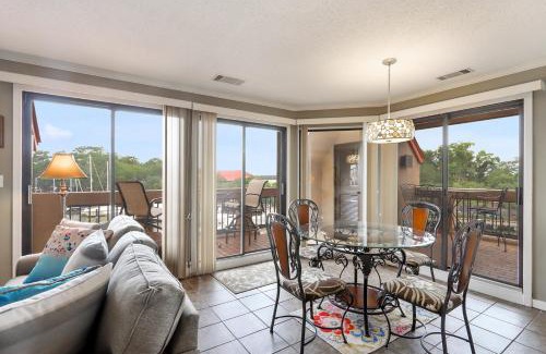 Shelter Cove Villa | 7122 Harbourside I