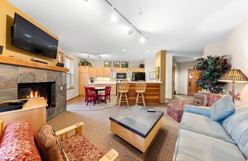 Olympic Valley Condo | 716 | Tahoe 2BD Basecamp - Soaks, Swims + W/D