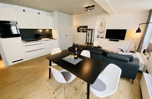Warnemuende Apartment | 72 m² Apartment ∙ 2 bedrooms ∙ 4 guests