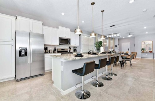 Loughman House | 7200 free water park/luxury vilaa with pool