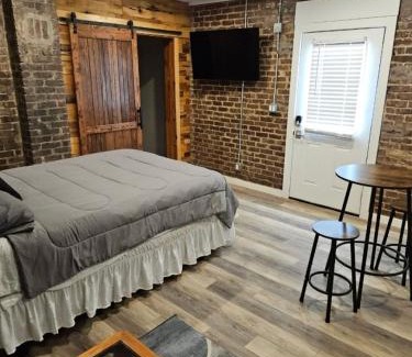 Maryville Apartment | 728 E. Broadway Ave., Unit 204, Maryville, TN.