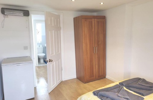 Faraday Apartment | 73 Camberwell Road