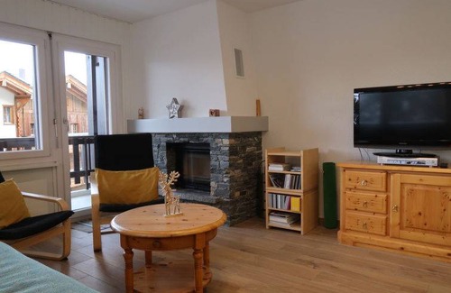 Saint-Pierre-de-Clages Apartment | 73 m² Apartment ∙ 2 bedrooms ∙ 6 guests