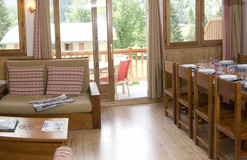 Pralognan-la-Vanoise Apartment | 73 m² Apartment ∙ 3 bedrooms ∙ 9 guests