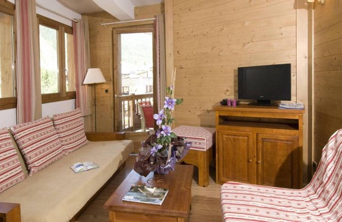 Pralognan-la-Vanoise Apartment | 73 m² Apartment ∙ 3 bedrooms ∙ 9 guests