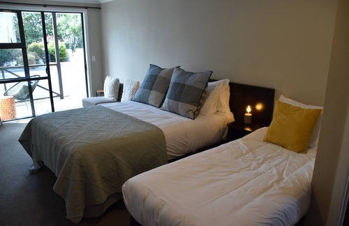 Leamington House | 73 Milton