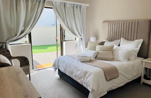 George House | 73-on-Trafford in Kingswood Golf Estate