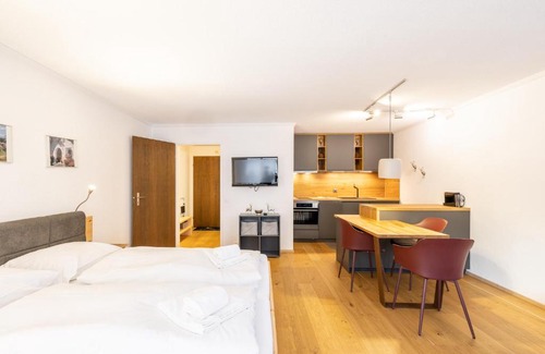 Vulpera Apartment | 7304 Pure Freude in dieser stilvoll renovierten Wohnung mit moderner Kueche