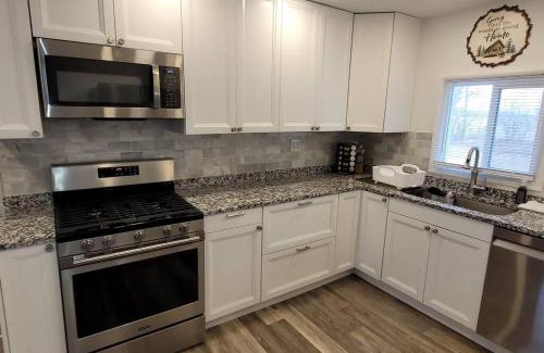 St. Charles House | 75 Acre home with trails & outdoor fun tons of Wildlife
