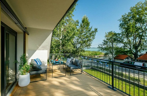 Balatonszarszo Apartment | 75 m² Apartment ∙ 2 bedrooms ∙ 7 guests