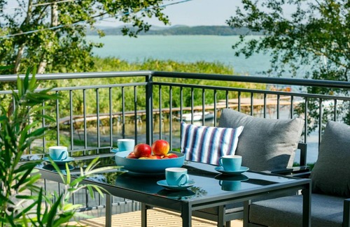 Balatonszarszo Apartment | 75 m² Apartment ∙ 2 bedrooms ∙ 7 guests