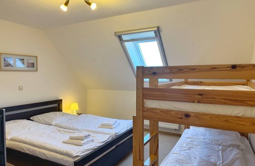 Lietzow Apartment | 75 m² Apartment ∙ 2 bedrooms ∙ 6 guests