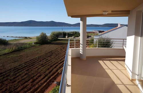 Sukosan Apartment | 75 m² Apartment ∙ 2 bedrooms ∙ 4 guests