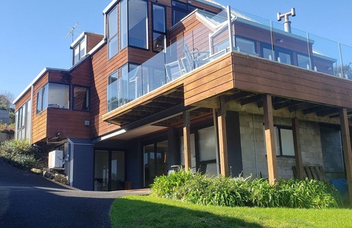 Beach Haven Apartment | 75 metres from small safe beach. Sunsets to die for