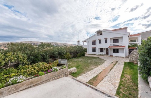 Pag Apartment | 77 m² Apartment ∙ 2 bedrooms ∙ 5 guests