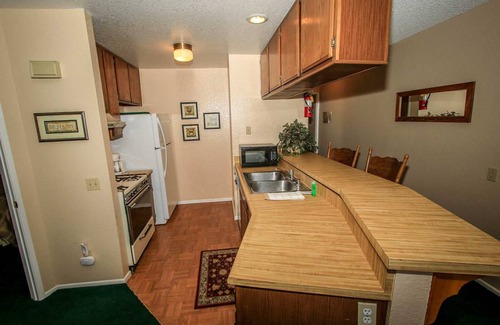 Boulder Bay Condo | 77 m² Condo ∙ 2 bedrooms ∙ 4 guests