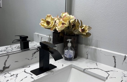 Clodine House | 77072 New Remodeled Townhouse