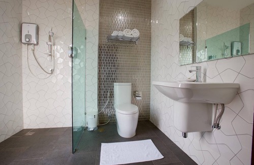 Chiang Rai Hotel | 777 Food & Bed