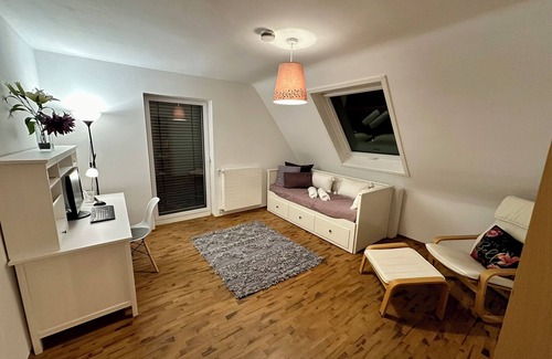 Weingartensiedlung Apartment | 77m² - 3 rooms modern center kitchen roof terrace WLAN
