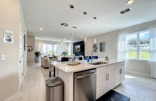 Reunion Villa | 7901 Luxury Retreat 3BR Villa w/Pool & Game!