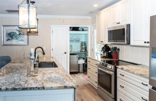 Saint Helena Island House | 796 Marlin Dr