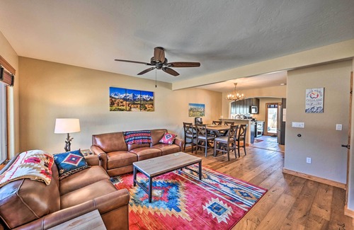 Salida House | 7984: Pet-Friendly Townhome w/Grill!