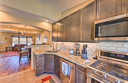 Salida House | 7984: Pet-Friendly Townhome w/Grill!