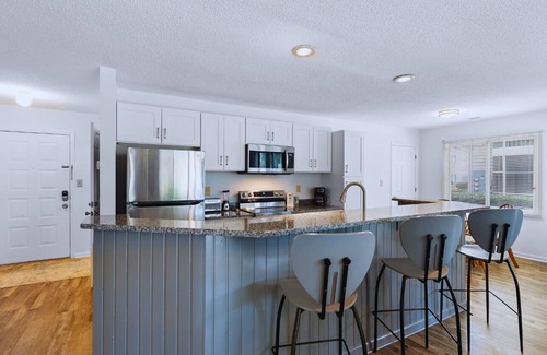 Sea Trail Condo | 7A Pet-friendly 2-bedroom condo on lower level at Oyster Bay Golf Links Sunset Beach
