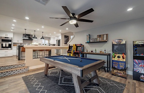 Scottsdale Ranch House | 7BR/4BATH Escape SC w/HEATED Pool, Billiards, Arcade Room, Hot Tub & Mini Golf