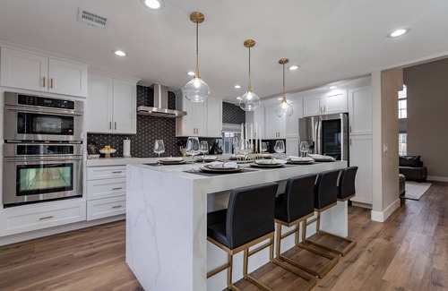 Scottsdale Ranch House | 7BR/4BATH Getaway SC w/Arcade Room, HEATED Pool, Billiards, Hot Tub & Mini Golf