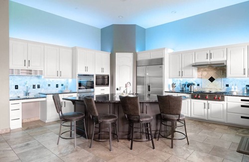 Phoenix House | 7BR home w/gym, arcade & theater room