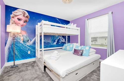 Kissimmee Resort | 7BR Storey Lake Villa w/Pool – Near Disney
