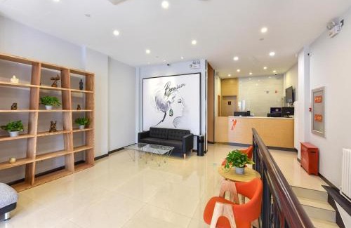 Chaoyangmen Hotel | 7Days Premium Beijing Station Branch