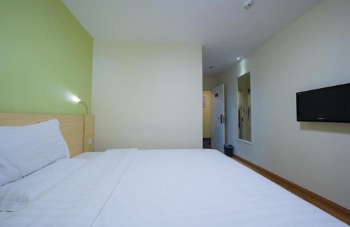Tianhe Center Hotel | 7Days Premium Guangzhou Tianhe Shipaiqiao