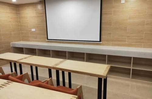 Yuexiu Hotel | 7Days Premium Guangzhou Chenjiaci Dukang Avenue