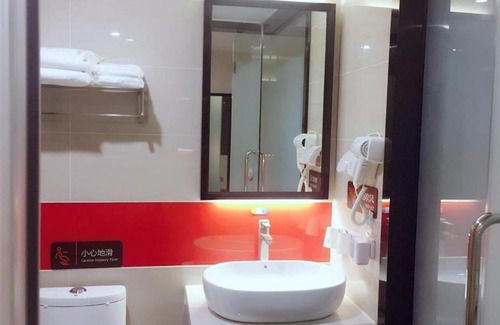 Shenzhen Hotel | 7Days Premium Shenzhen Songgang Yanchuan Branch