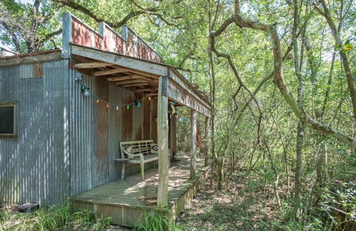 Wellborn Cabin | 7F Lodge - Mexico - Fiesta or Siesta w/Jacuzzi Tub and Breakfast