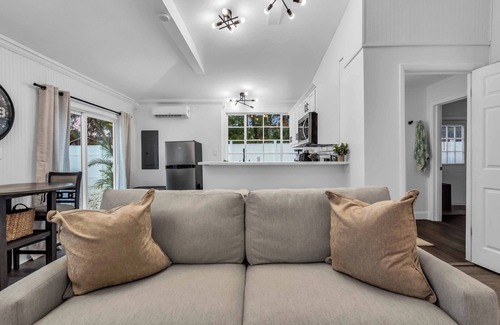 River District Cottage | 7mi to Anna Maria Newly Renovated Private Cottage