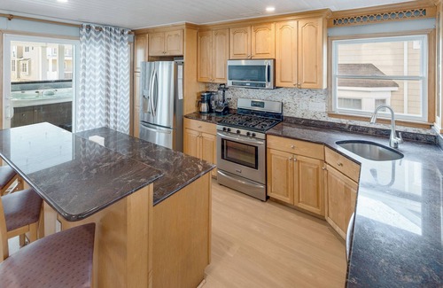 Sea Isle City House | 7per HOT TUB-beackblk-sleeps19, 2mastersBR