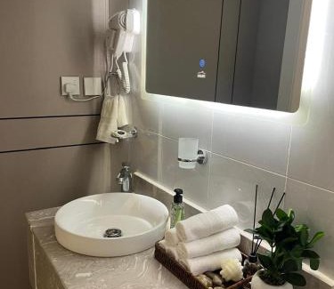 Al-Rawdah Apartment | 7sky Studio