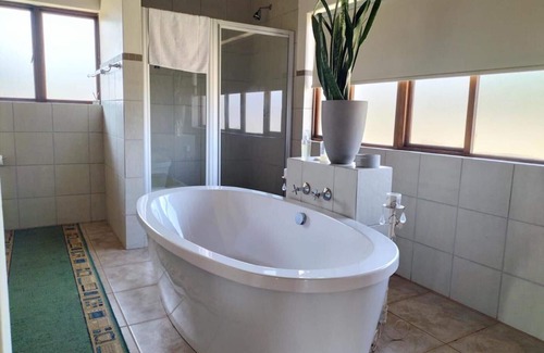 Modimolle Bed & Breakfast | 7th Hole Golf Lodge