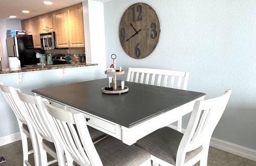 Treasure Island Condo | 7th night FREE in 2025 Slow M'Ocean Penthouse Unit 603