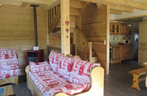 Morillon Ski Chalet | 8/10 * Chalet located in the town center 200m from the gondola and slopes