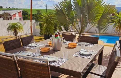 Aracoiaba da Serra House | 8/11 Piscina, Fogo de Chão, Lareira, Banheira