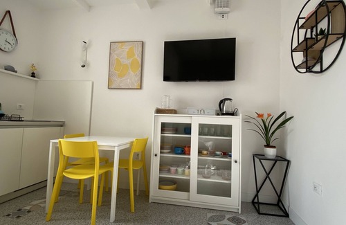 Livorno Apartment | 8+8 Apartment with garage