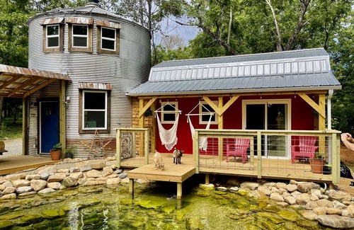 Louisa House | 8 Acre Private Lake w/Island, & 4 Unique Rentals!