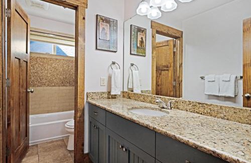 Fish Haven House | 8 Bed 5 Bath Vacation home in Fish Haven
